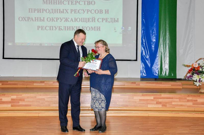 Михаил Порядин поздравил Минприроды Коми с 25-летним юбилеем - komiinform.ru - респ. Коми