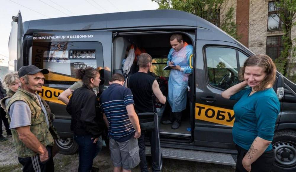 Денис Четырбок - Бездомных Петербурга обеспечат жилой площадью - gorod-plus.tv