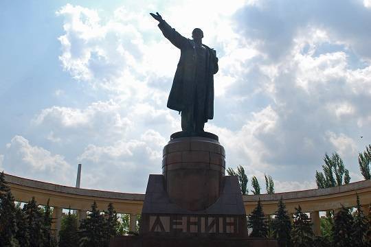 Владимир Ленин - Александр Осипов - В Волгограде обсудят высказывание местного депутата, который назвал Ленина бесом - versia.ru - Волгоград