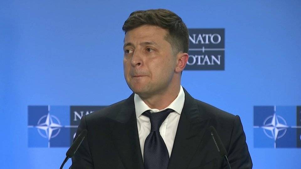 Владимир Зеленский - Франц Клинцевич - Украина продолжает оставаться разменной картой в политических играх Вашингтона - news-front.info - Россия - США - Украина