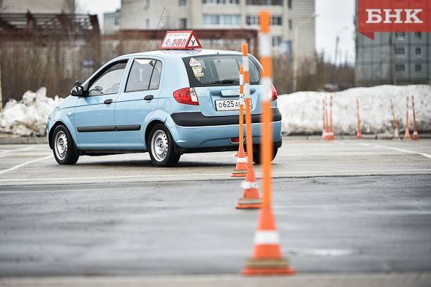 Сергей Паршуков - Автоинспекторы Коми назвали объединение «автодрома» и «города» в единый экзамен рискованным - bnkomi.ru - Россия - респ. Коми