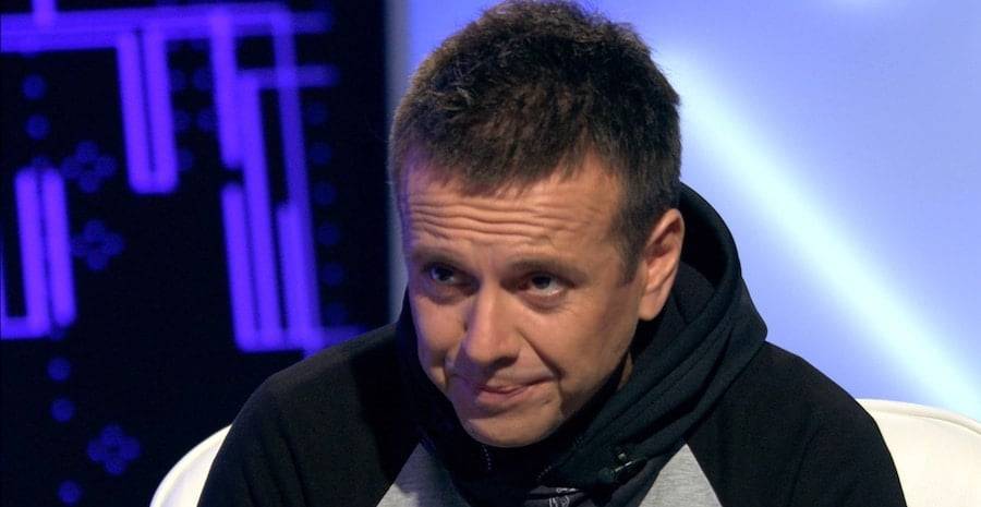 Андрей Разин - Андрей Губин - «Проблемы с психикой»: Андрей Губин измеряет своим девушкам ноги линейкой - nur.kz