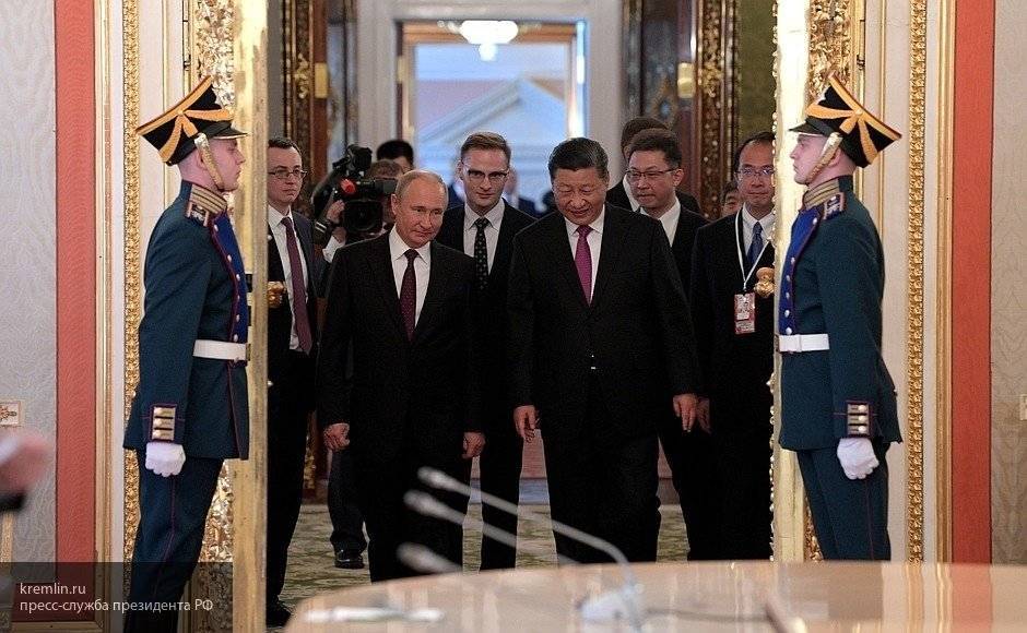 Владимир Путин - Си Цзиньпин - Алексей Дюмин - Путин и Цзиньпин ознакомились с новыми внедорожниками Haval в Кремле - newinform.com - Россия - Китай - Тульская обл.