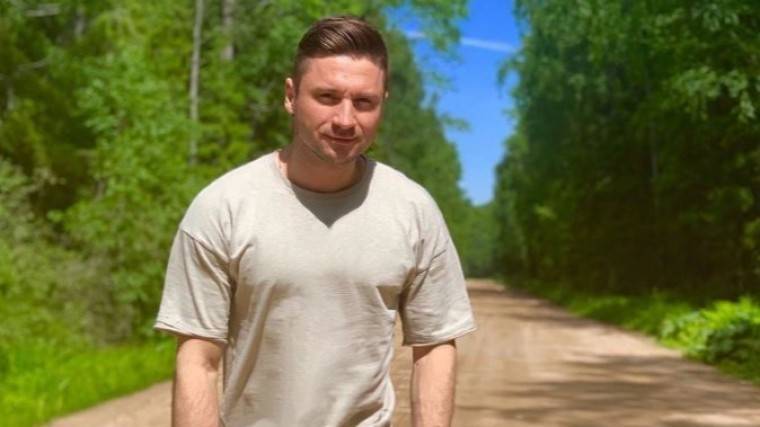Сергей Лазарев - «На&nbsp;тюремщика похож»: В&nbsp;сети обсуждают новый имидж Лазарева - 5-tv.ru