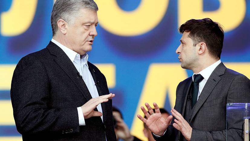 Владимир Зеленский - Петр Порошенко - Мартин Сайдик - Леонид Кучма - Из «политического небытия»: что стоит за критикой Порошенко позиции Зеленского по Донбассу - russian.rt.com - Украина - Киев - обл. Донецкая - Луганская обл. - Донбасс