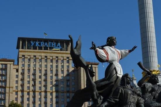 Андрей Суздальцев - Евгений Червоненко - Политолог назвал условие стабилизации политической и экономической ситуации на Украине - pnp.ru - Москва - Россия - Украина - Киев