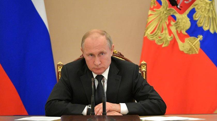 Владимир Путин - Дмитрий Медведев - Барак Обама - Россия и США замерли на пороге гонки вооружений - utro.ru - Россия - США