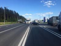 На трассе М-10 столкнулись два грузовика и Лада Гранта - tvernews.ru - Россия - Санкт-Петербург - район Вышневолоцкий
