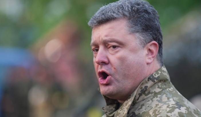 Петр Порошенко - Порошенко все еще считает себя главковерхом и диктует условия режима тишины на Донбассе - news-front.info