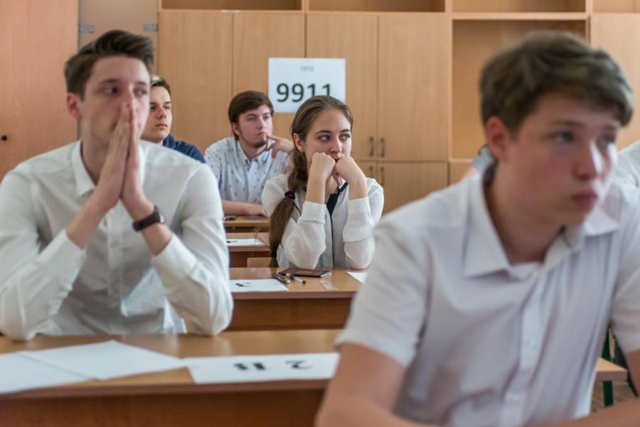 Ответы на ЕГЭ и ОГЭ нельзя купить в интернете – Рособрнадзор - m24.ru