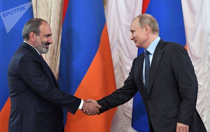 Владимир Путин - Никол Пашинян - Российские туристы в Армении очень хорошо себя чувствуют - Пашинян - ru.armeniasputnik.am - Россия - Армения