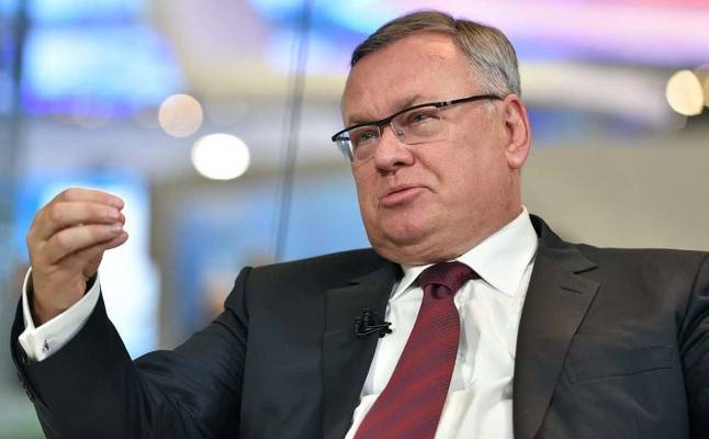 Андрей Костин - Эльвира Набиуллина - Глава ВТБ предупредил о рисках перегрева рынка потребкредитования - eadaily.com - Россия