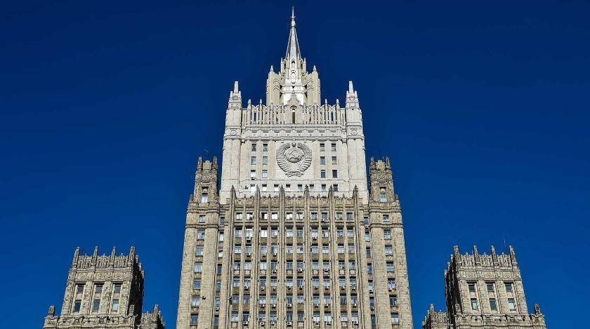 Мария Захарова - "Диверсанты": российскому МИДу оборвали связь - utro.ru - Россия