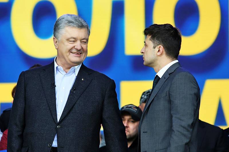 Владимир Зеленский - Петр Порошенко - Дональд Туск - Святослав Цеголко - Порошенко похвалил Зеленского за скандальную речь в Брюсселе - tvc.ru - Украина - Брюссель