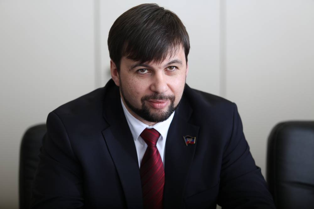 Денис Пушилин - Пушилин обвинил Зеленского в сокрытии неподконтрольных ему войск в Донбассе - novorosinform.org - Украина - Киев - ДНР