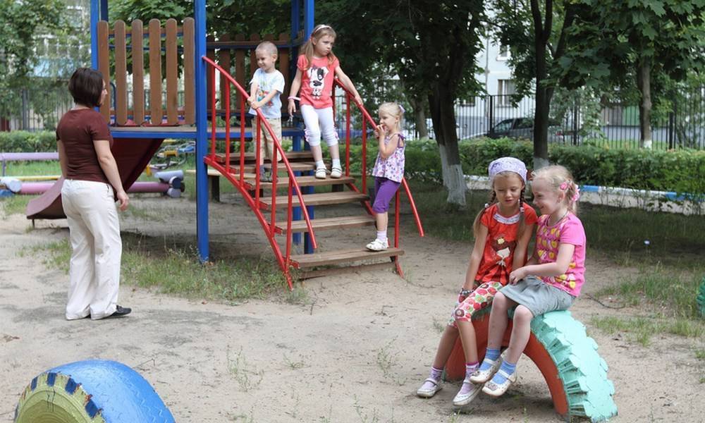 Детский сад заплатит моральную компенсацию девочке, которая ударилась на прогулке - gubdaily.ru - Карелия