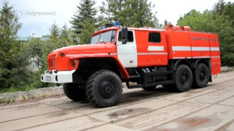 Радий Хабиров - В селе Башкирии появился новый пожарный автомобиль - bash.news - Нефтекамск