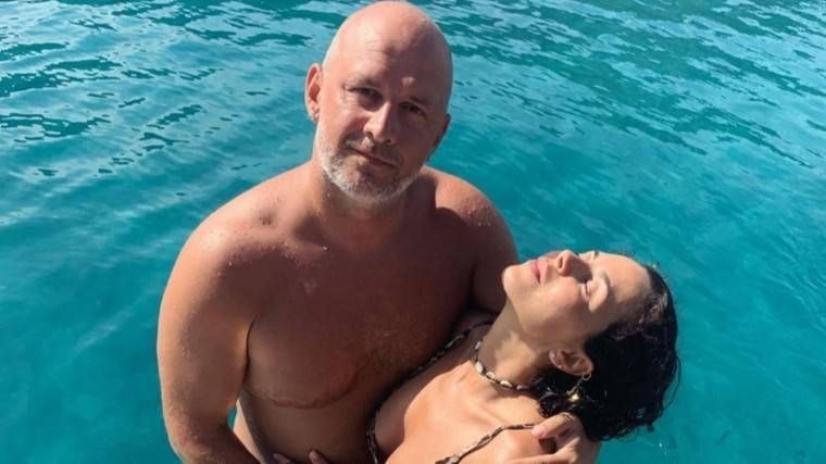Анастасия Каменских - «Я&nbsp;вам скажу!»: Потап похвастался кулинарными талантами Насти Каменских&nbsp;— видео - 5-tv.ru