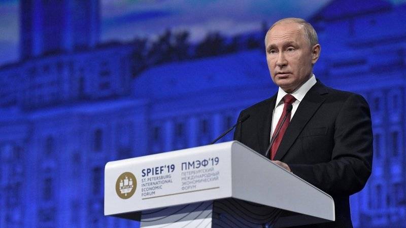 Владимир Путин - Путин рассказал о теплых личных отношениях с главой Китая Си Цзиньпинем - polit.info - Россия - Китай - Новости