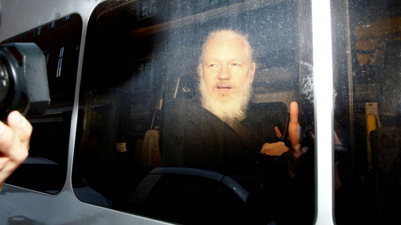 Джулиан Ассанж - Henry Nicholls - «Вашингтон прибегает к помощи осуждённого мошенника»: в WikiLeaks заявили о подготовке нового обвинения против Ассанжа - pravdoryb.info - США