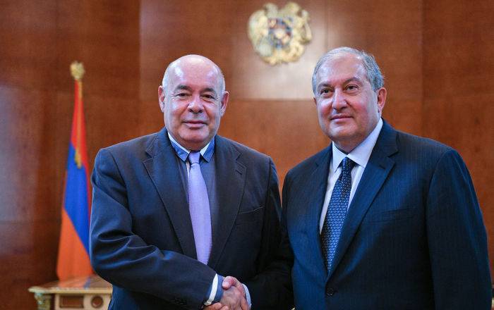 Армен Саркисян - Михаил Швыдкой - Армен Саркисян и Михаил Швыдкой обсудили вопросы углубления культурных связей - ru.armeniasputnik.am - Россия - Армения