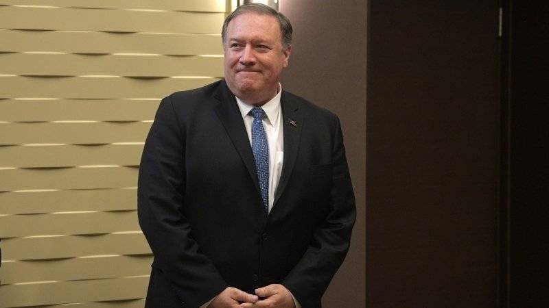 Дональд Трамп - Майк Помпео - Помпео заявил, что США продолжат работу с Мексикой по проблеме мигрантов - polit.info - США - Мексика - Мехико