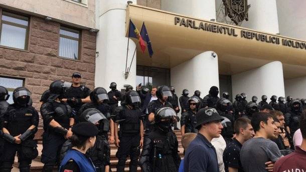 Владимир Плахотнюк - Игорь Додон - Молдова на грани дестабилизации – Додон - news-front.info - Молдавия