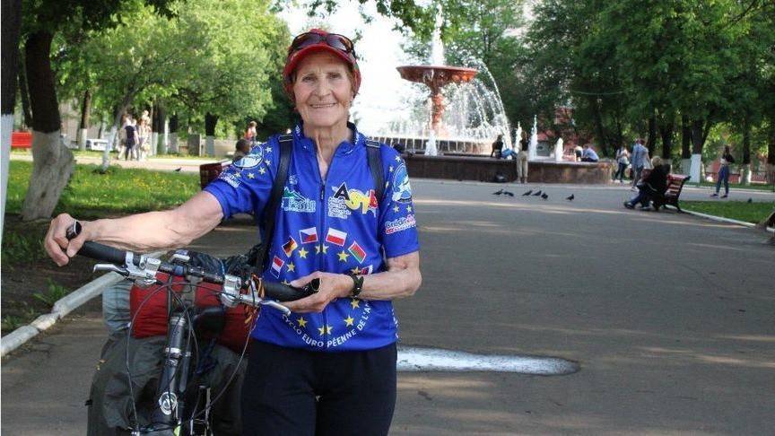 «Бывает нелегко, но я иду к цели». 78-летняя велопутешественница рассказала о впечатлениях от Кировской области - 1istochnik.ru - Тверь - Кировская обл.