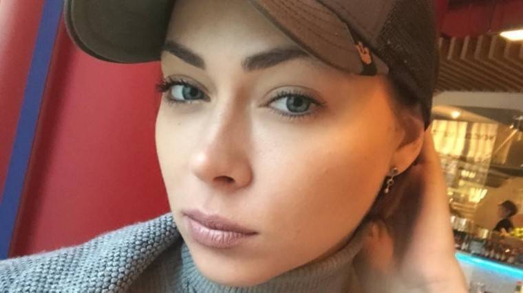 Настасья Самбурская - «Горячая блонди»: Самбурская перевоплотилась в&nbsp;Мать драконов из&nbsp;«Игры престолов» - 5-tv.ru