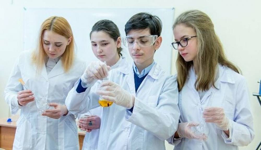 Более 70 школьников Москвы за пять лет завоевали медали международных олимпиад - m24.ru