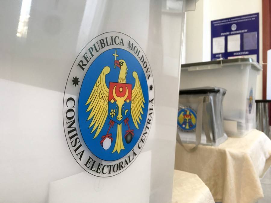 Парламент Молдавии признал страну "захваченным государством" - m24.ru - Молдавия