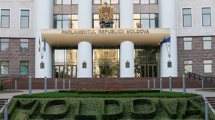 Игорь Додон - «Попытка узурпации»: президент Молдавии обвинил оппозицию в нежелании передавать власть легитимному правительству - russian.rt.com - Россия - США - Молдавия - Ес