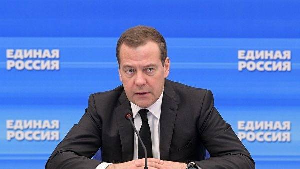 Дмитрий Медведев - Медведев избавит «Единую Россию» от&nbsp;хамства - glob-news.ru - Россия - Новгородская обл. - Премьер