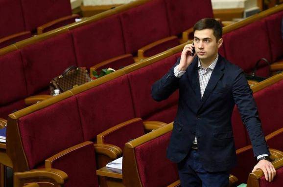 Егор Фирсов - "Не ходишь - сиди!": Фирсов предложил радикальный способ дисциплинировать парламент - akcenty.com.ua