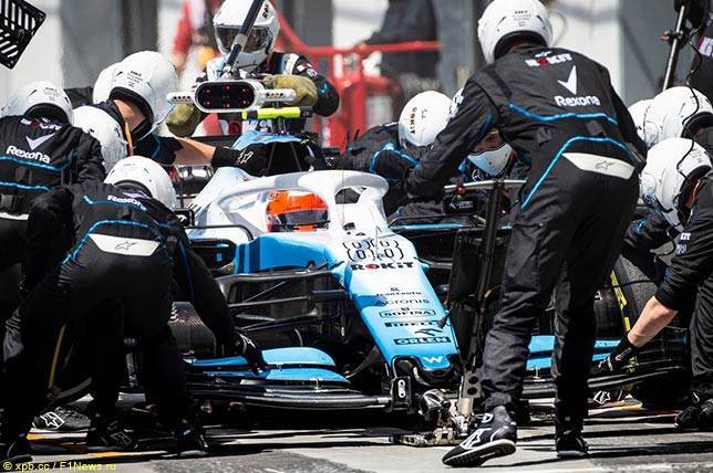 Максим Ферстаппен - Александер Элбон - DHL Fastest Pit Stop Award: Williams вновь быстрее всех - все новости Формулы 1 2019 - f1news.ru - Австрия