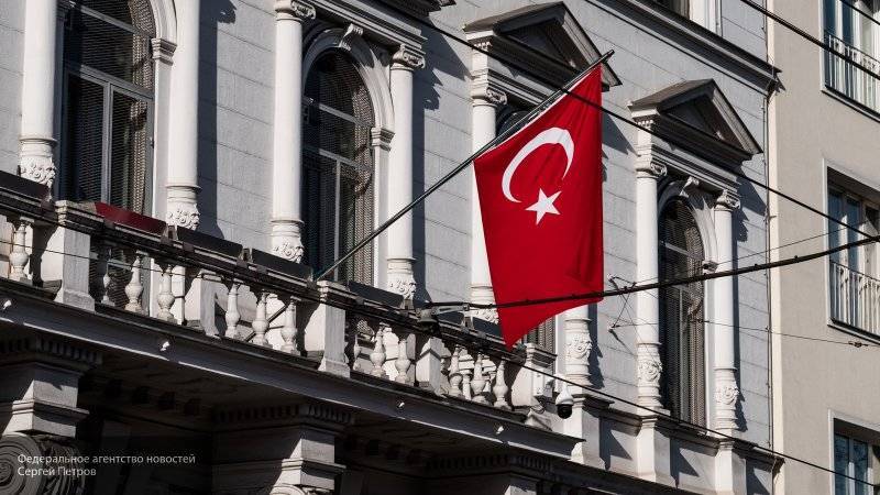 Ахмад Аль-Мисмарь - Кристина Амелина - МИД Турции заявил, что силы ЛНА задержали шестерых турецких граждан - nation-news.ru - Россия - Сирия - Турция - Ливия