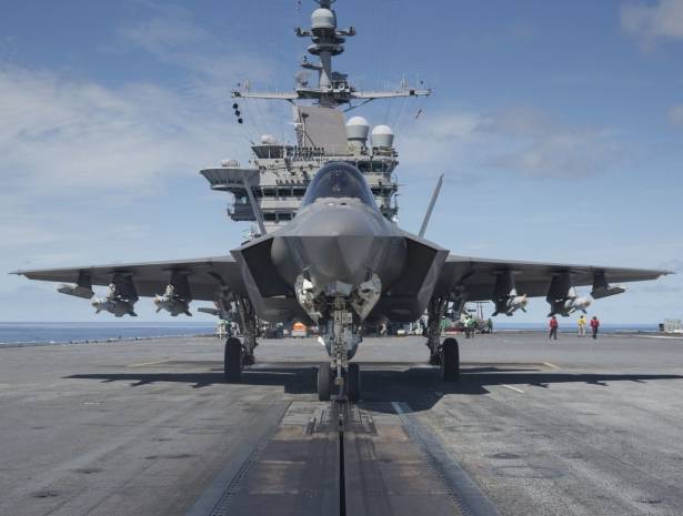 Lockheed Martin навязывает свои истребители Канаде - vpk-news.ru - Швеция - Канада - Оттава