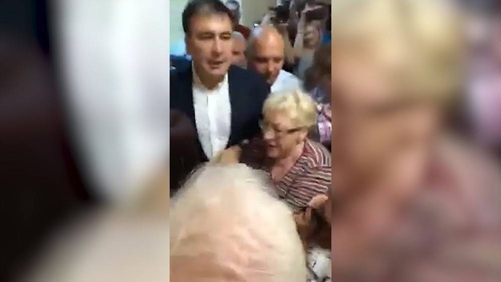 Михаил Саакашвили - Геннадий Труханов - Саакашвили избил украинскую старушку - tvc.ru - Украина - Грузия - Одесса - Одесская обл.
