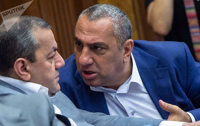 Еще раз про любовь, или Чем отличаются современные армянские богачи - ru.armeniasputnik.am - Москва - Россия - США - Армения - Грузия - Германия - Тбилиси - Ереван