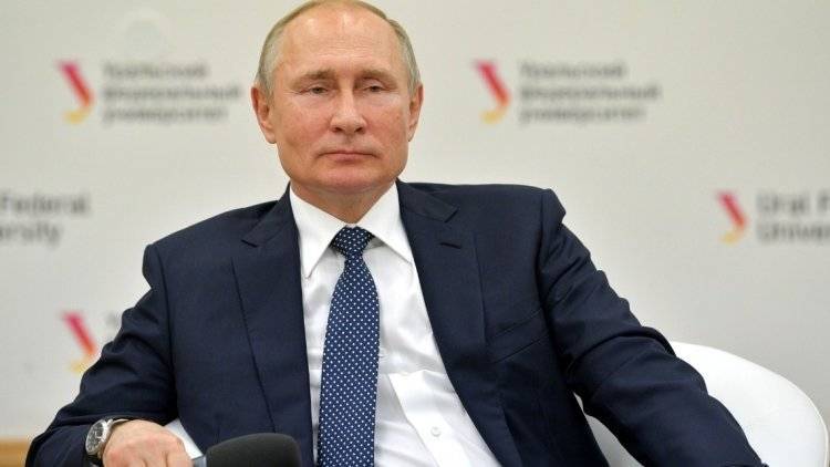 Владимир Путин - Барак Обама - Оливер Стоун - Путин напомнил о невыполненных Обамой обещаний по Украине - polit.info - Россия - США - Украина