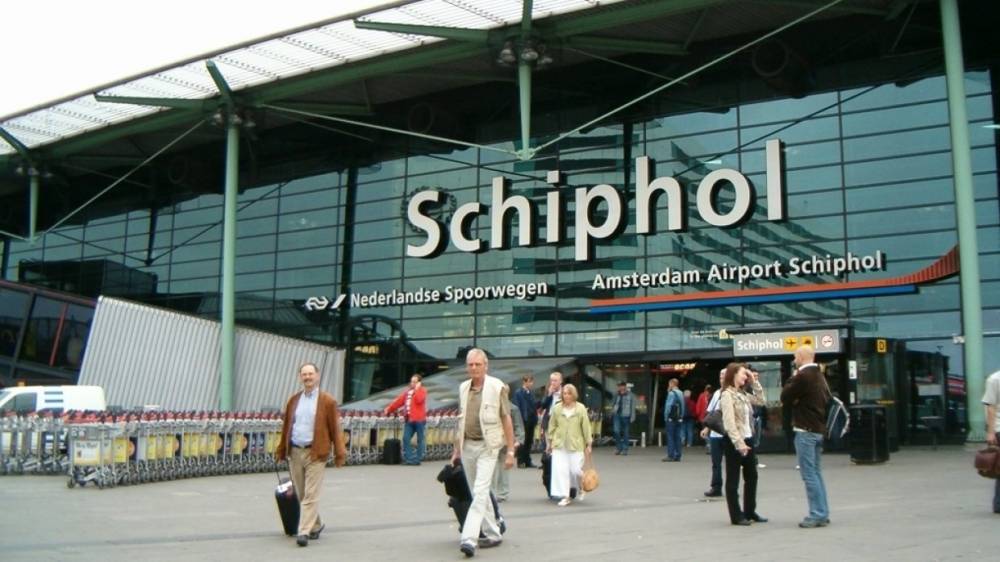 Два пассажирских самолета столкнулись в аэропорту Амстердама - riafan.ru - Москва - Лондон - Индия - Голландия - Мадрид - Амстердам - Дели - Madrid - Amsterdam