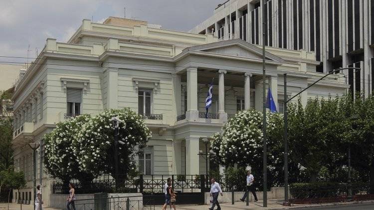 Греция потребовала от Турции прекратить бурение в водах Кипра - polit.info - Турция - Кипр - Афины - Греция - Никосия
