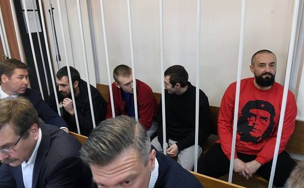 Владимир Путин - Петр Порошенко - Сергей Бадамшин - Украинским морякам предъявили окончательные обвинения в&nbsp;России — Новости политики, Новости России — EADaily - eadaily.com - Россия - Украина