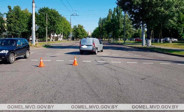 В Гомеле автомобиль сбил женщину, переходившую дорогу на «зеленый» - gomel.today - р-н Советский