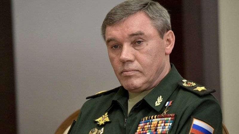 Валерий Герасимов - Глава Генштаба ВС РФ прибыл в Баку на переговоры с командующим НАТО - riafan.ru - Россия - США - Ирак - Афганистан