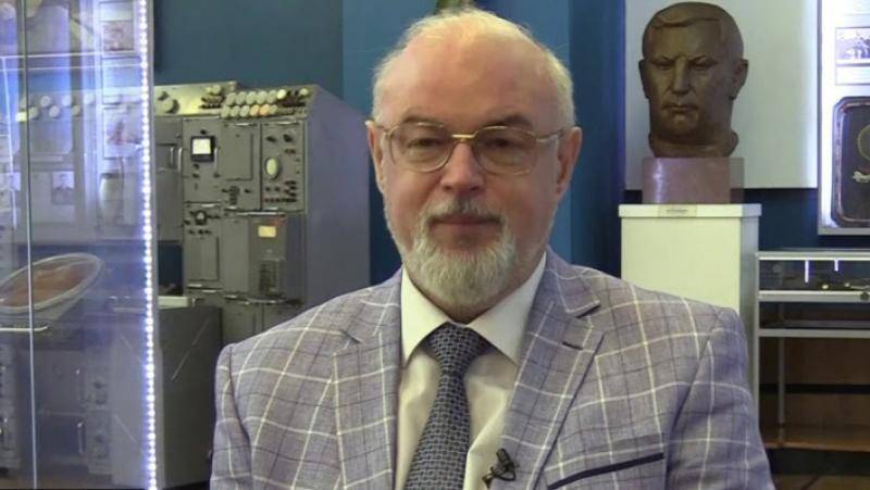Юрий Кнутов - Военный эксперт: Курская битва сразу освещалась в искаженном виде - vm.ru - Россия - Германия