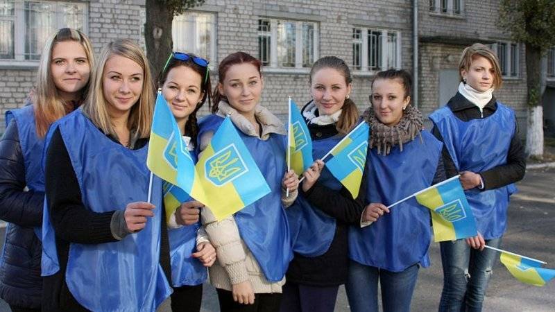 Владимир Зеленский - Зеленский - Больше всего украинцев ждут от Зеленского снижения&nbsp;тарифов на коммуналку - polit.info - Россия - США - Украина - Киев