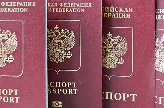 Людмила Бокова - Ильдар Гильмутдинов - Россияне будут уведомлять о выходе из иностранного гражданства - pnp.ru - Россия