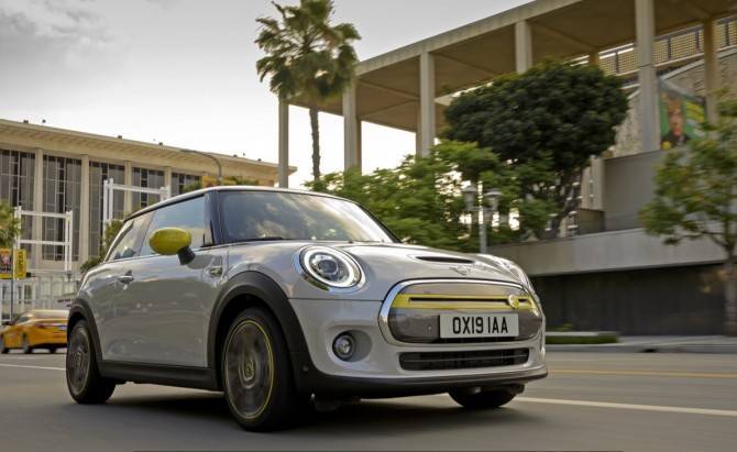 Новый электромобиль MINI Cooper SE будет серийным - autostat.ru - Россия - Китай - Англия - Великобритания