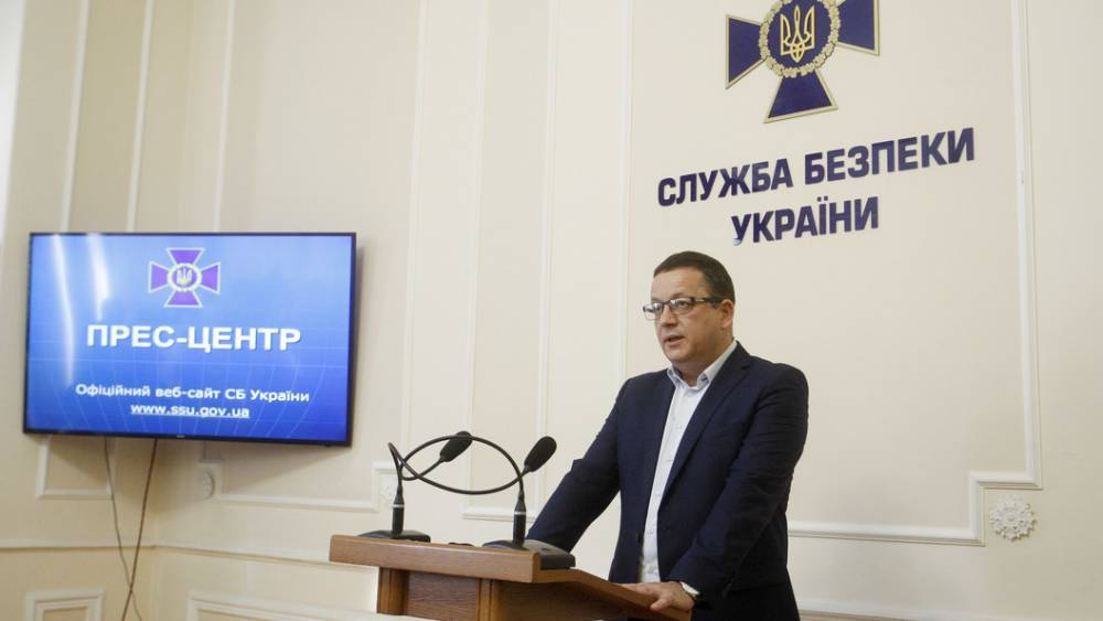 Владимир Цемах - Сломанные очки, следы инъекций: Дочь экс-командира ПВО ДНР рассказала о его похищении - tsargrad.tv - Украина - ДНР - Малайзия
